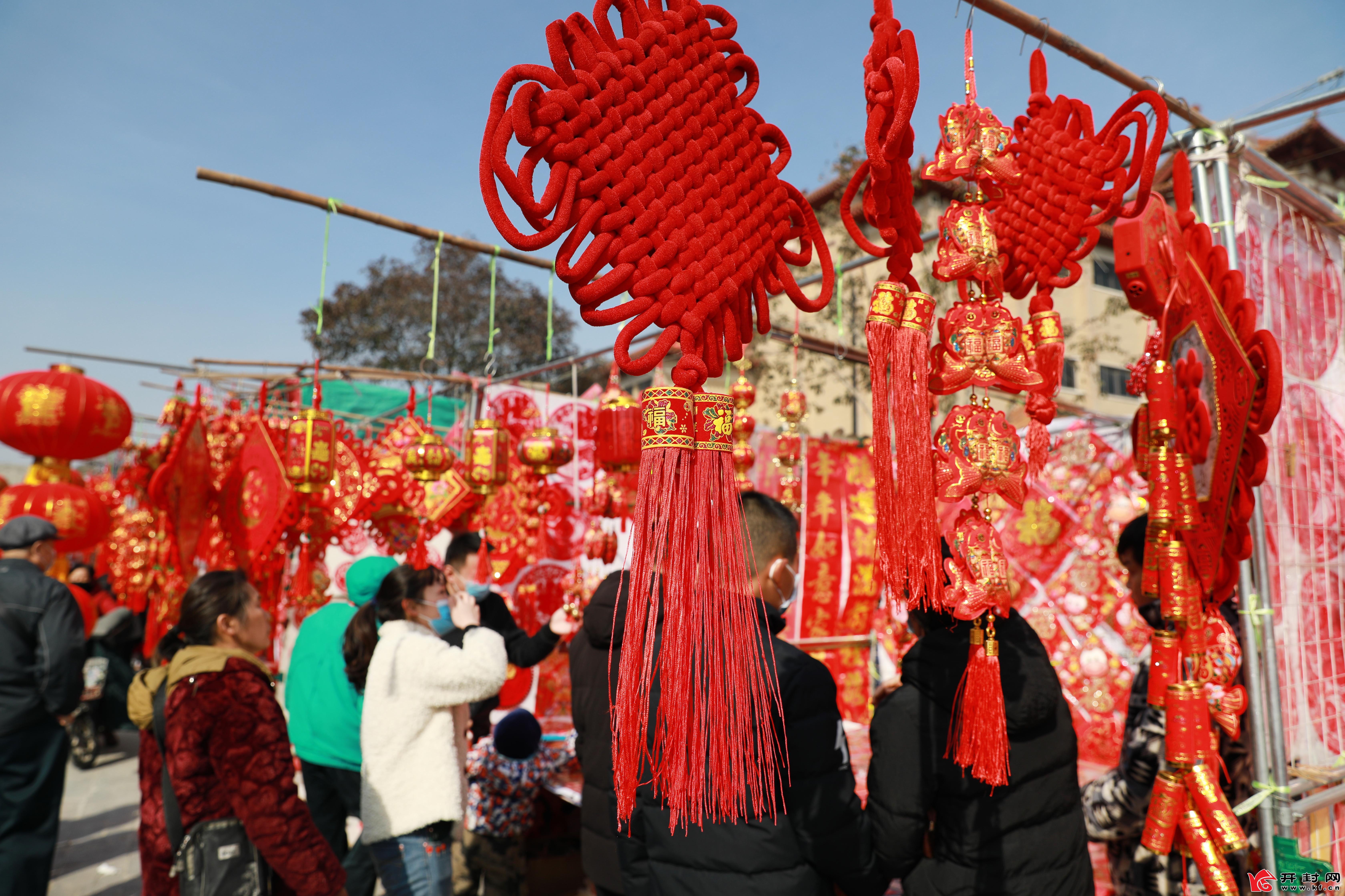 年货市场好热闹