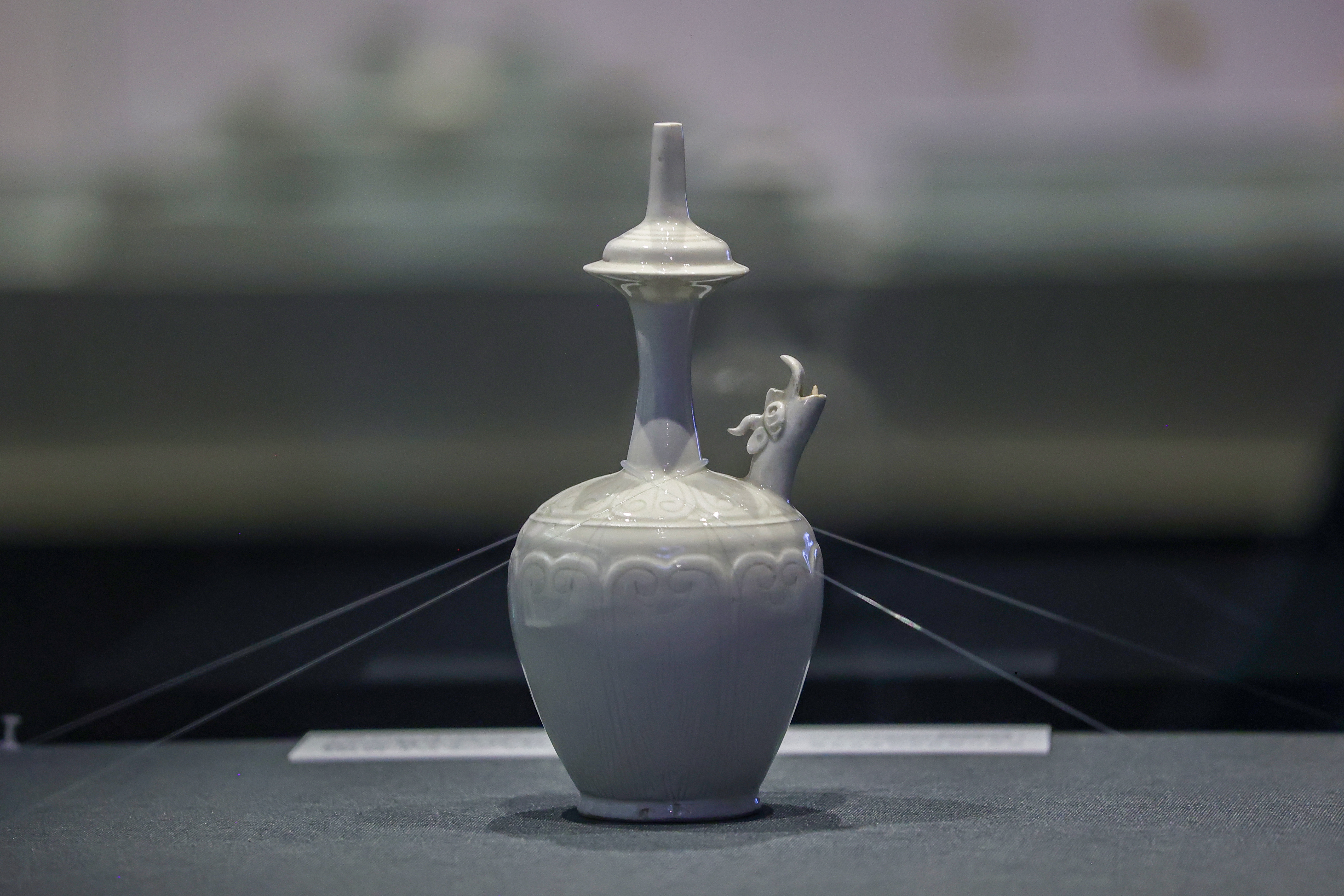 “开封有个包青天——包拯和他的时代”特展正在开封市博物馆展出，本次展览集中展出了河南博物院、安徽博物院等全国12家文博机构的108件（套）宋代珍贵文物。全媒体记者 袁洋 摄 